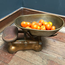SOLD - Vintage 1930’s/40’s Avery Grocer Scales