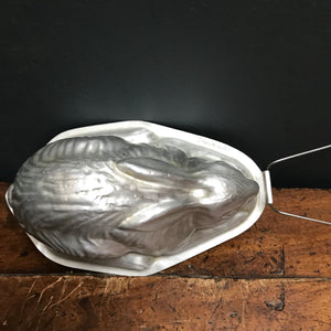 SOLD - Vintage Swan Brand Aluminium Jelly Mould