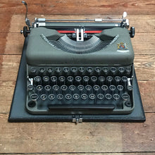 SOLD - Imperial ‘The Good Companion’ Model T Typewriter